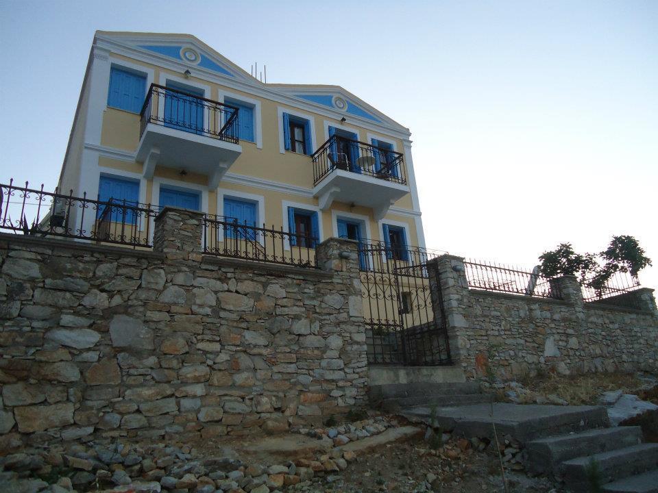 Symi Sun Apartments Exteriör bild