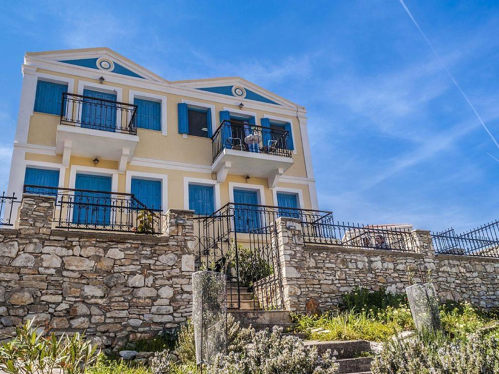 Symi Sun Apartments Exteriör bild